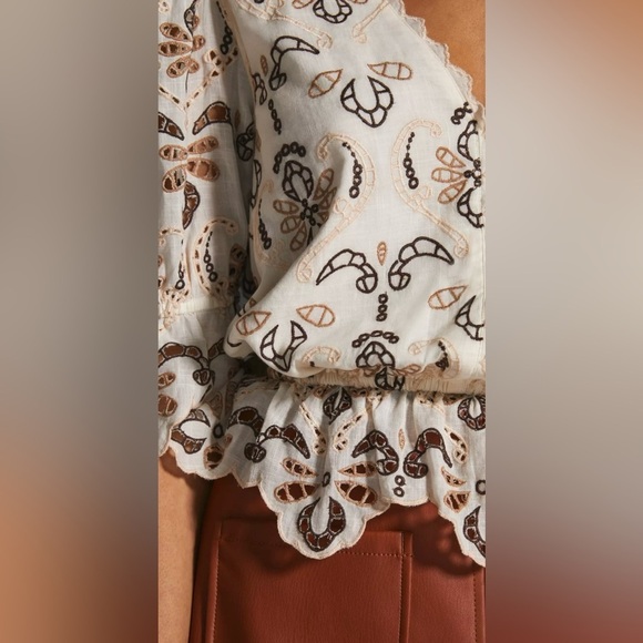 Anthropologie Women’s Eyelet Pullover Peplum Top V-Neck Cinched Waist Large - Picture 11 of 16